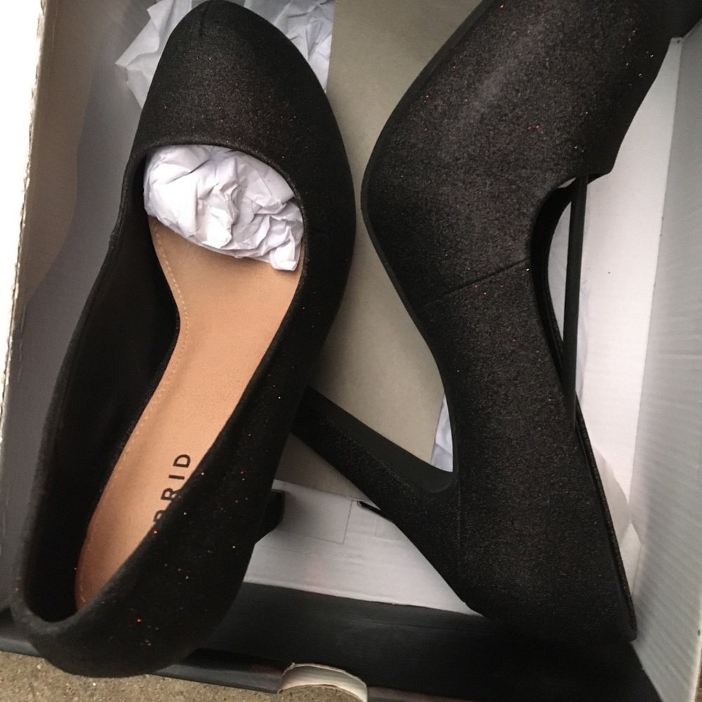 High heels - Picture 2 of 3